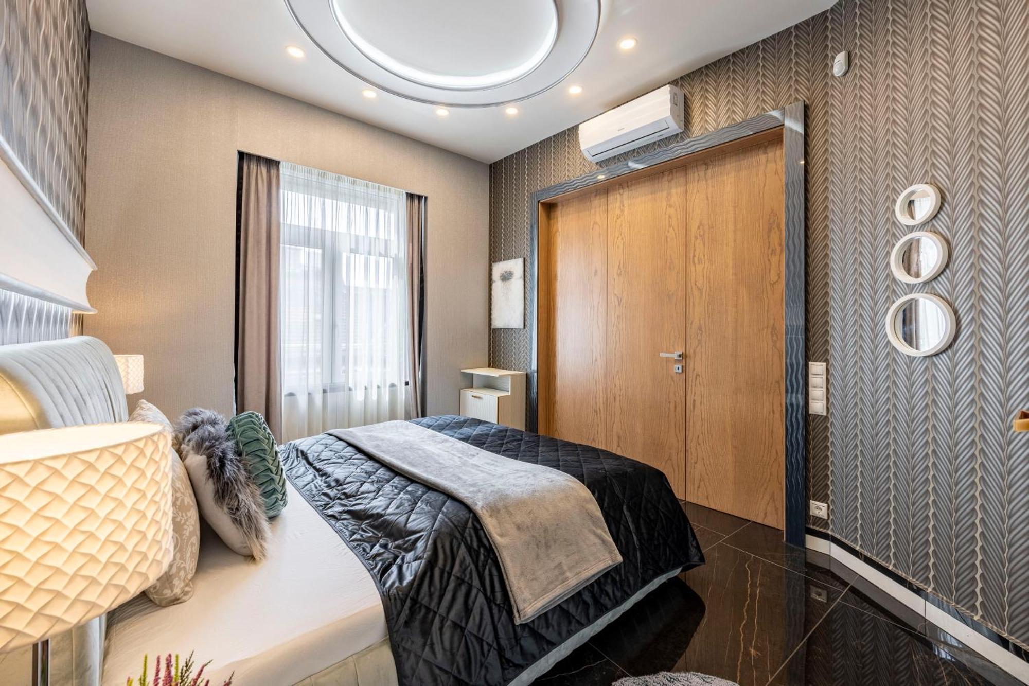Luxury Royal Central Apartment By Prestige Homes 부다페스트 외부 사진